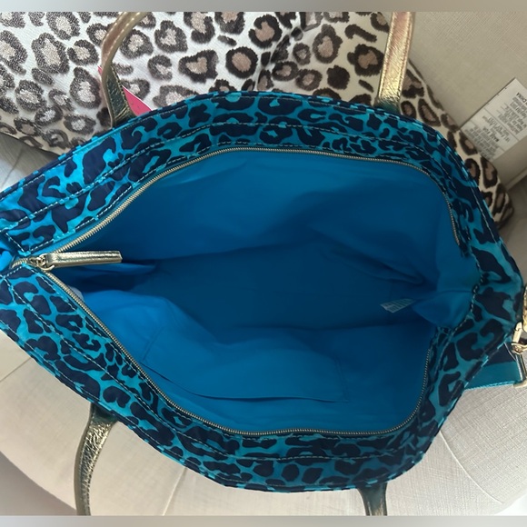 NWT Lilly Pulitzer Evita Tote Bag Oyster Bay My Favorite Spot Leopard Cheetah - Picture 2 of 5